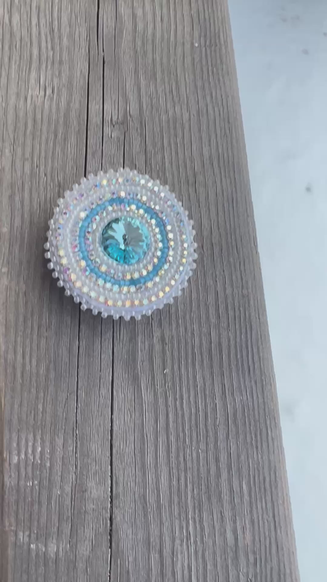 ‘Blue Ice’ Crystal Pop-Socket