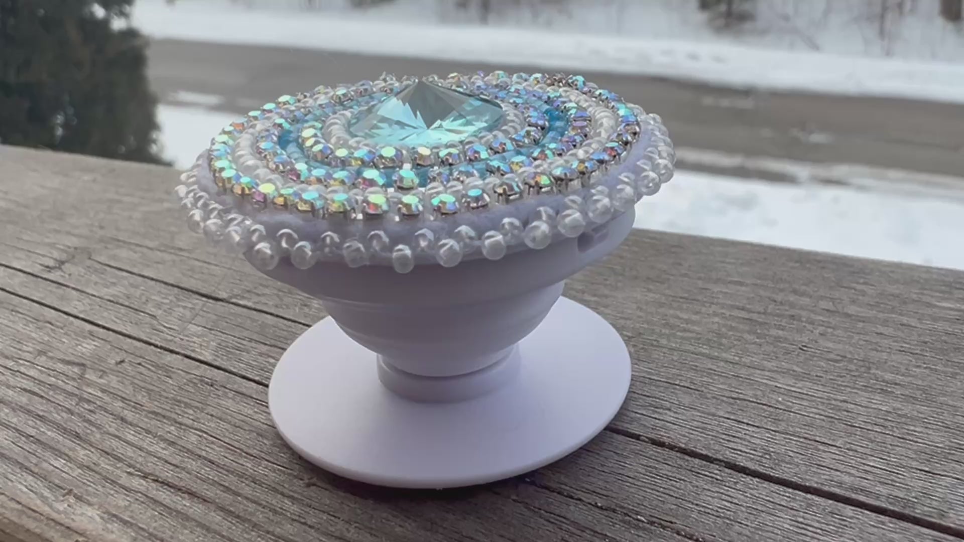 ‘Blue Ice’ Crystal Pop-Socket